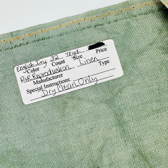 R & R Reproductions 32ct Cross Stitch Linen Fabric in English Ivy Green 18"x13" - Picture 1 of 4